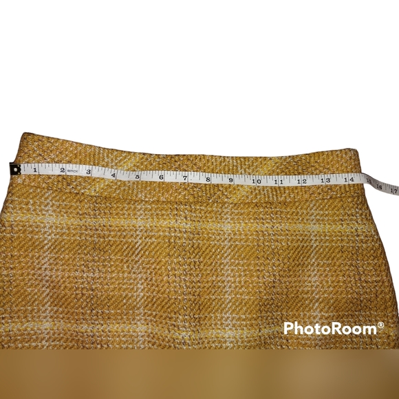 J. Crew Sunnie Pencil Skirt in Mustard Yellow, 100% Wool, Size 4 - Picture 3 of 8